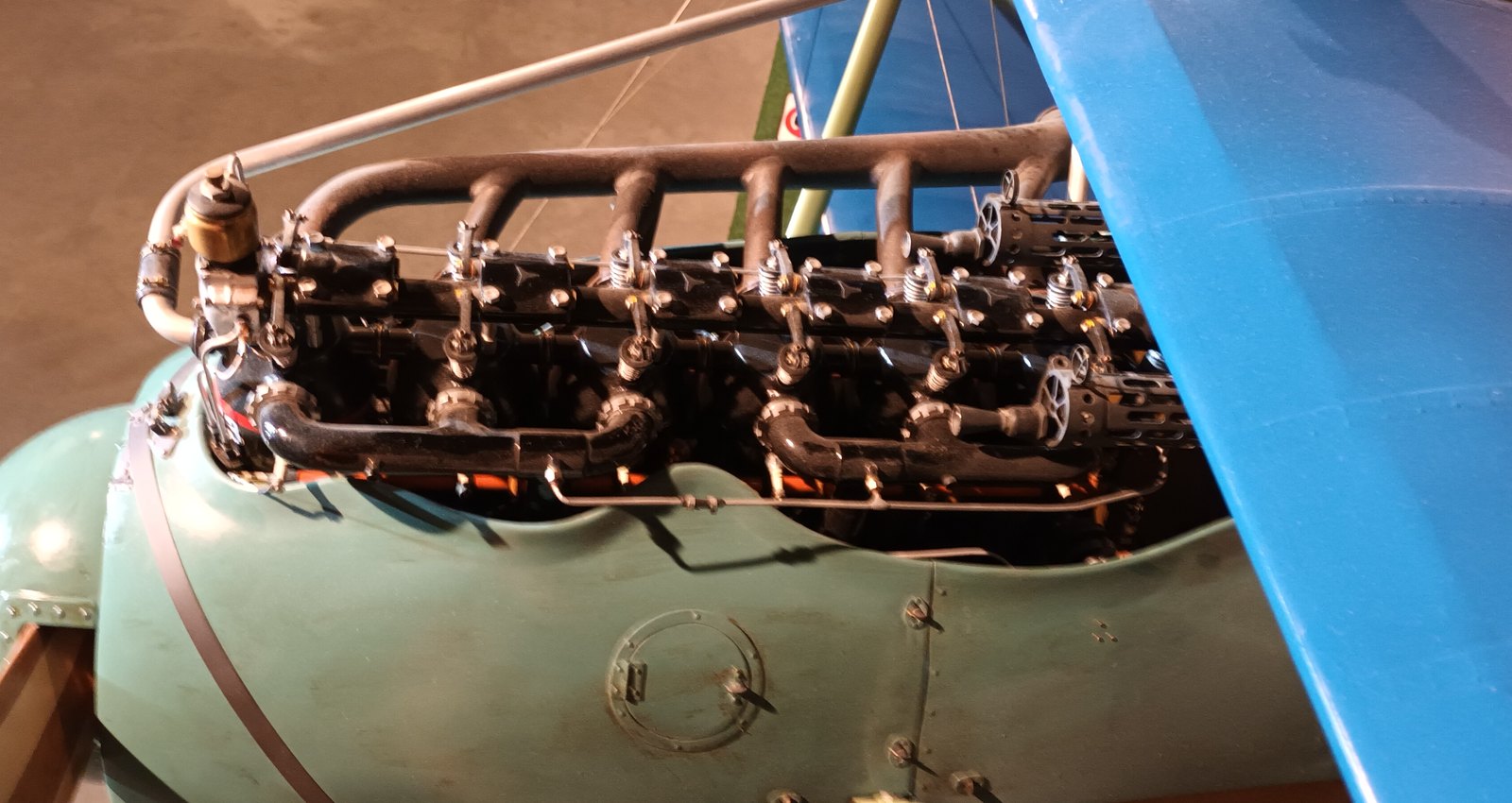 Historische vliegtuigmotor uit de collectie van Old Leghem